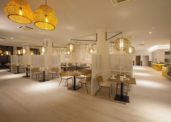 Отель Corallium Dunamar By Lopesan - Adults Only 4*